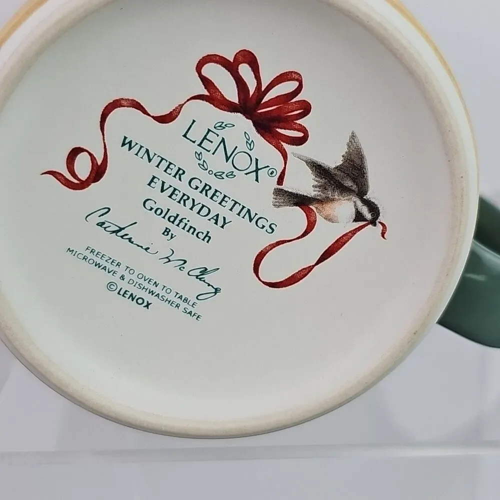 Lenox Coffee Mug Cup Winter Greetings Goldfinch Bird Everyday Holiday 8 Ounce